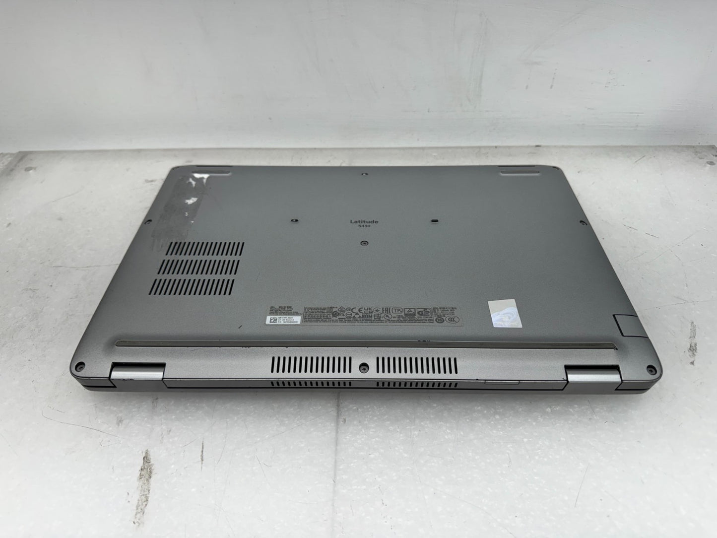 Dell Latitude 5430 Laptop Intel i5-1235U@1.6GHz 16GB 256G 1920 x 1080 Win11 NoAC