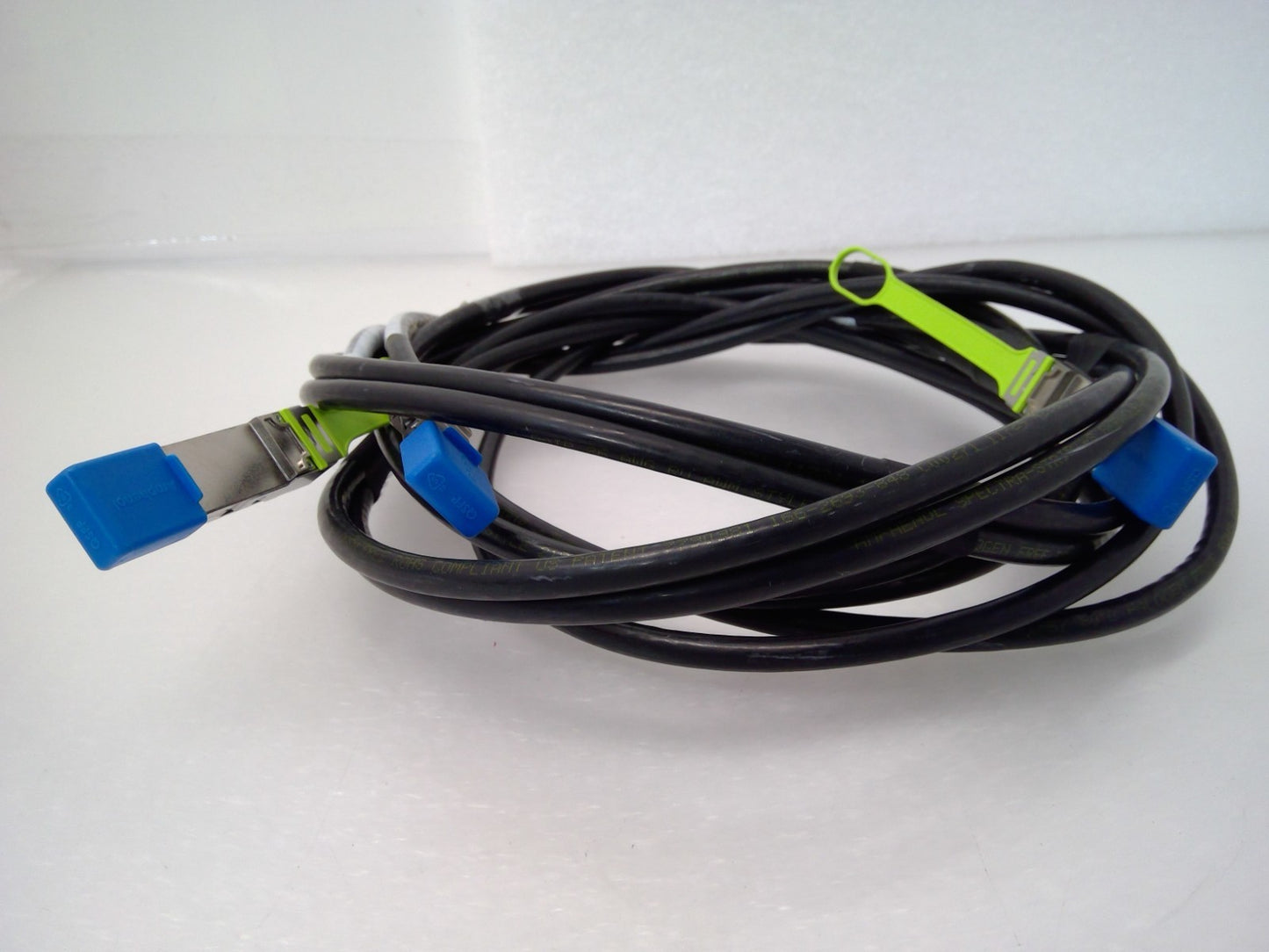 Amphenol NDARHT-F329 40G QSFP+ to 2x QSFP+ 40G Y-Splitter Cable 3.5m Rugged HT
