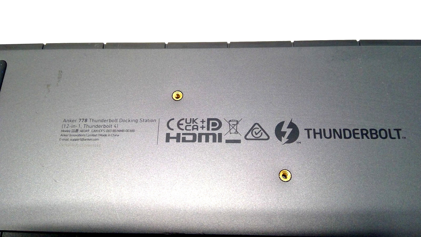 A83A9 Anker 778 Thunderbolt 4-12 in-1 Docking Station 40Gbps 100W Charging