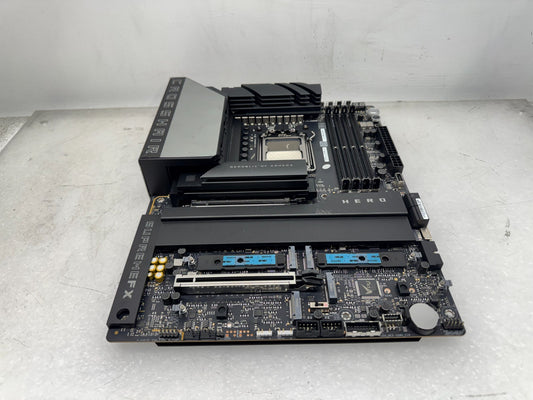 For Parts ASUS ROG Crosshair X870E Hero MotherBoard No WiFi *READ*