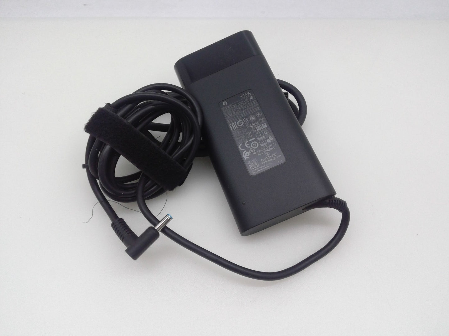 Genuine HP 135W Charger AC Adapter For HP TPN-CA13 L15534-001  19.5V 6.9A