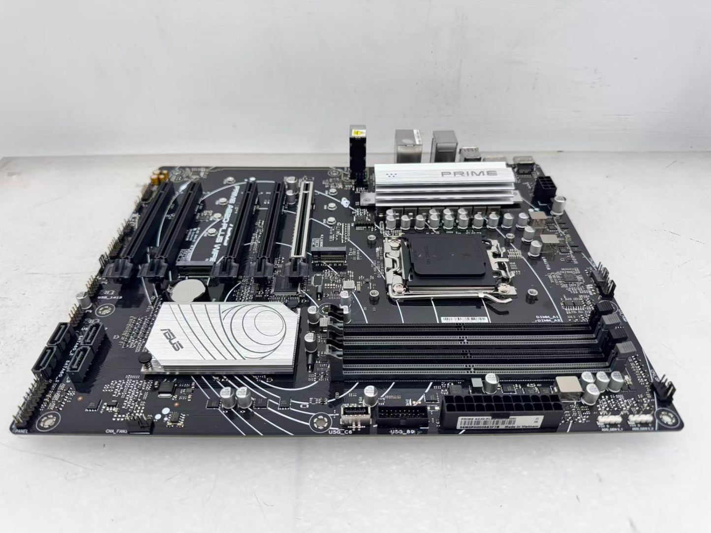 ASUS Prime A620-Plus WIFI6 Motherboard DDR5 AMD Socket AM5 No WIFI