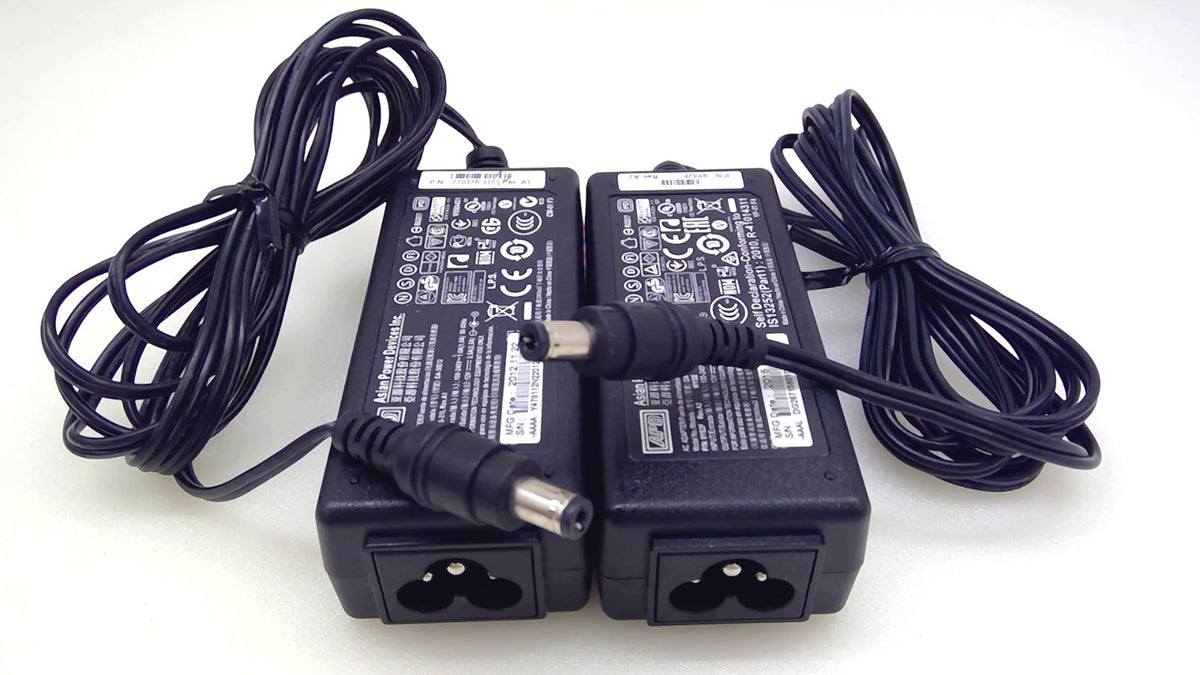Lot of 2 APD DA-30E12 12V 2.5A 30W AC/DC Power Adapters w/ AC Cords