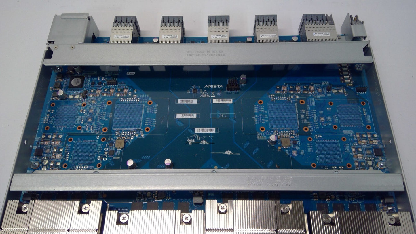 Arista DCS-7500R2-36CQ-LC 7500R2 Series 36 Port 100GbE QSFP100 Line Card