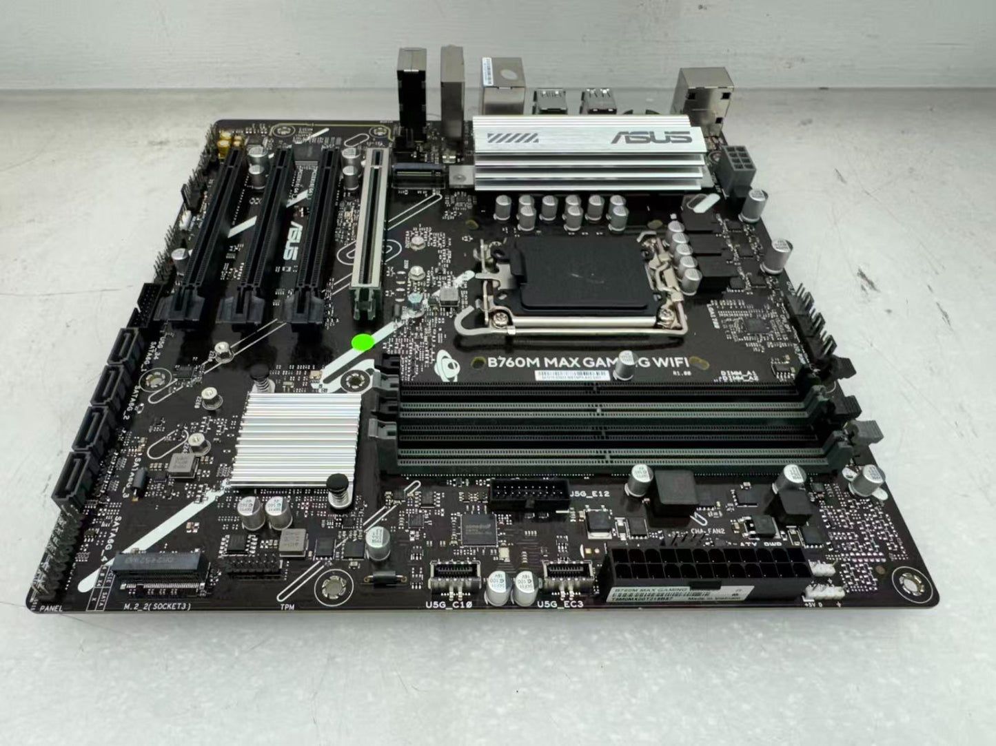 ASUS B760M MAX GAMING WIFI Motherboard DDR5 Intel Socket 1700 *READ**