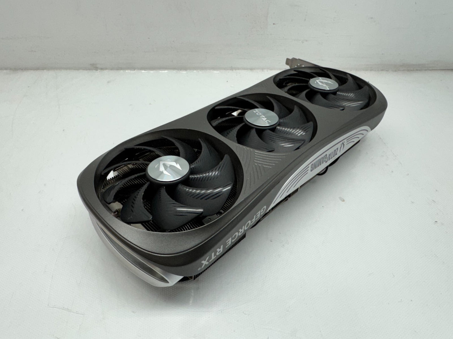 ZOTAC GAMING GeForce RTX 4080 Trinity OC Edition 16G GDDR6X *READ*