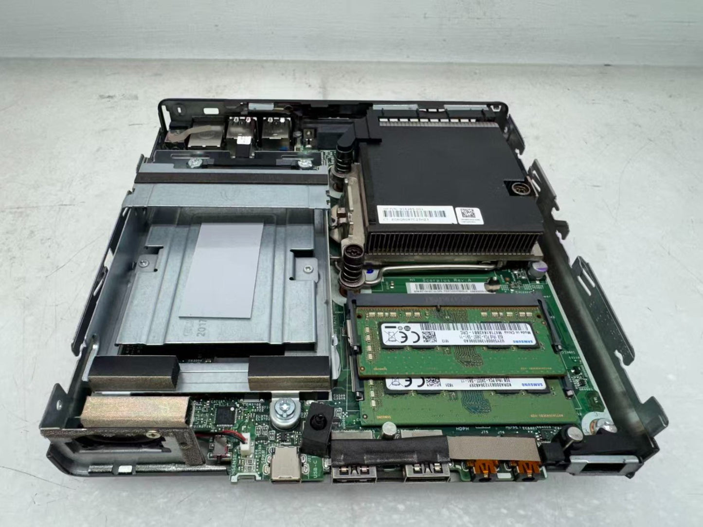 HP EliteDesk 800 G3 Intel i5-6500T@2.50GHz 16GB DDR4 *Barebone* No SSD,WIFI