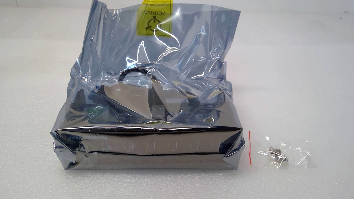 open box Kingwin KW525-7U3C 7-Port USB 3.0 Hub with 1 x Fast Charging Port