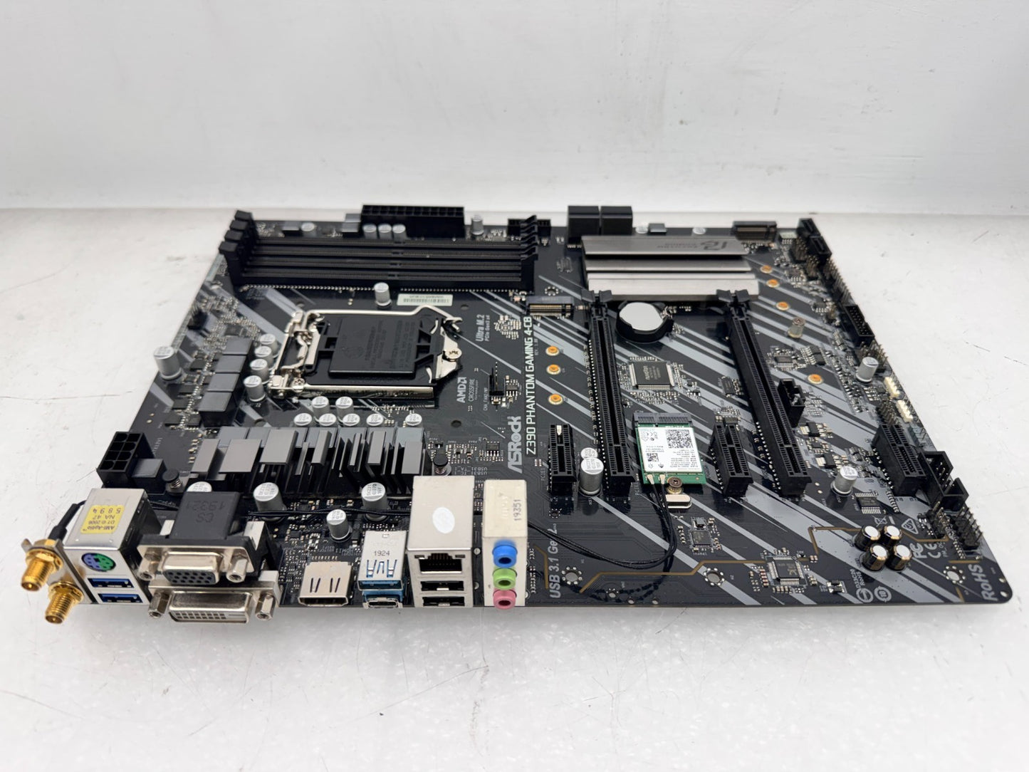 ASRock Z390 Phantom GAMING 4-CB Intel LGA 1151 9th 8th Gen DDR4 Motherbard