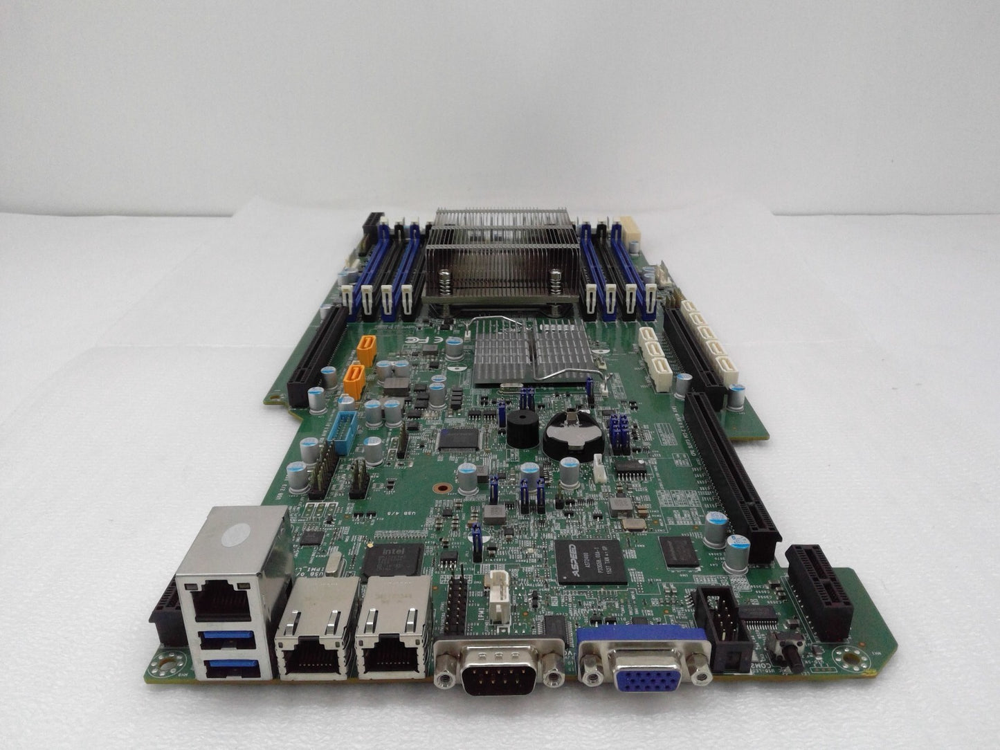 Supermicro X10SRG-F Motherboard LGA2011  + CPU/FAN Xeon E5-1630V@3.7GHz