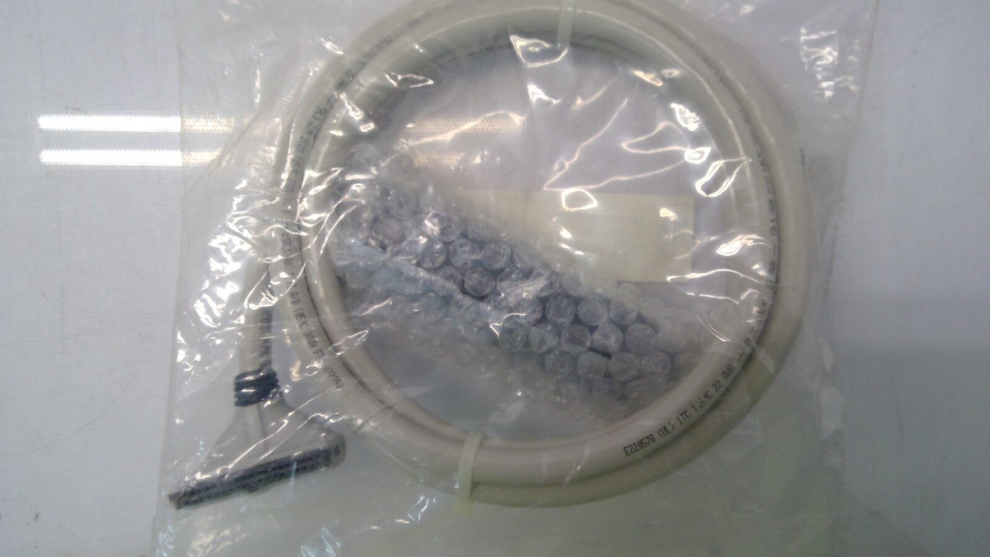 Allen Bradley 1492-CABLE025Y Digital Cable 2.5m