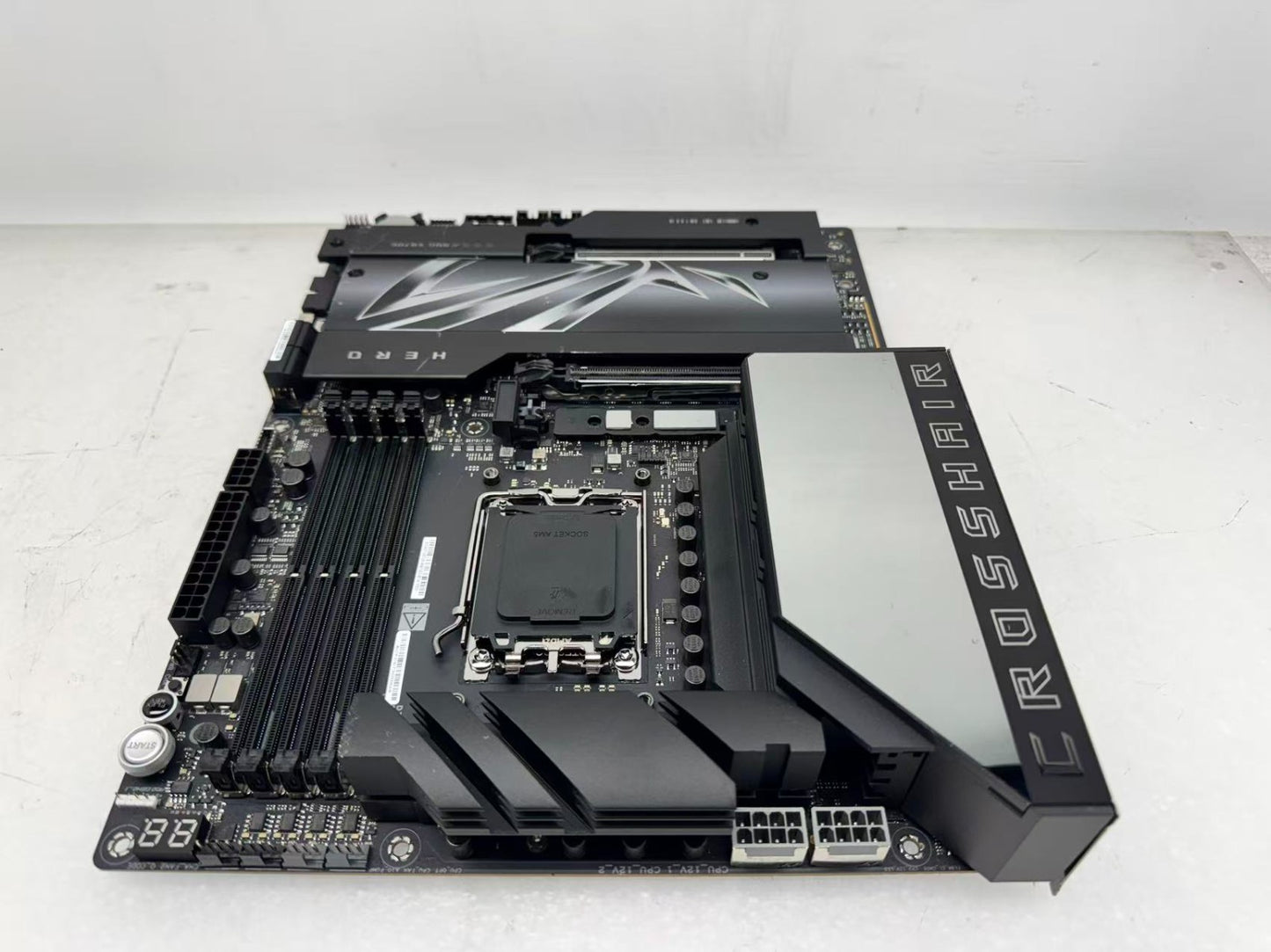 ASUS ROG CROSSHAIR X870E HERO AMD AM5 ATX Motherboard *READ*