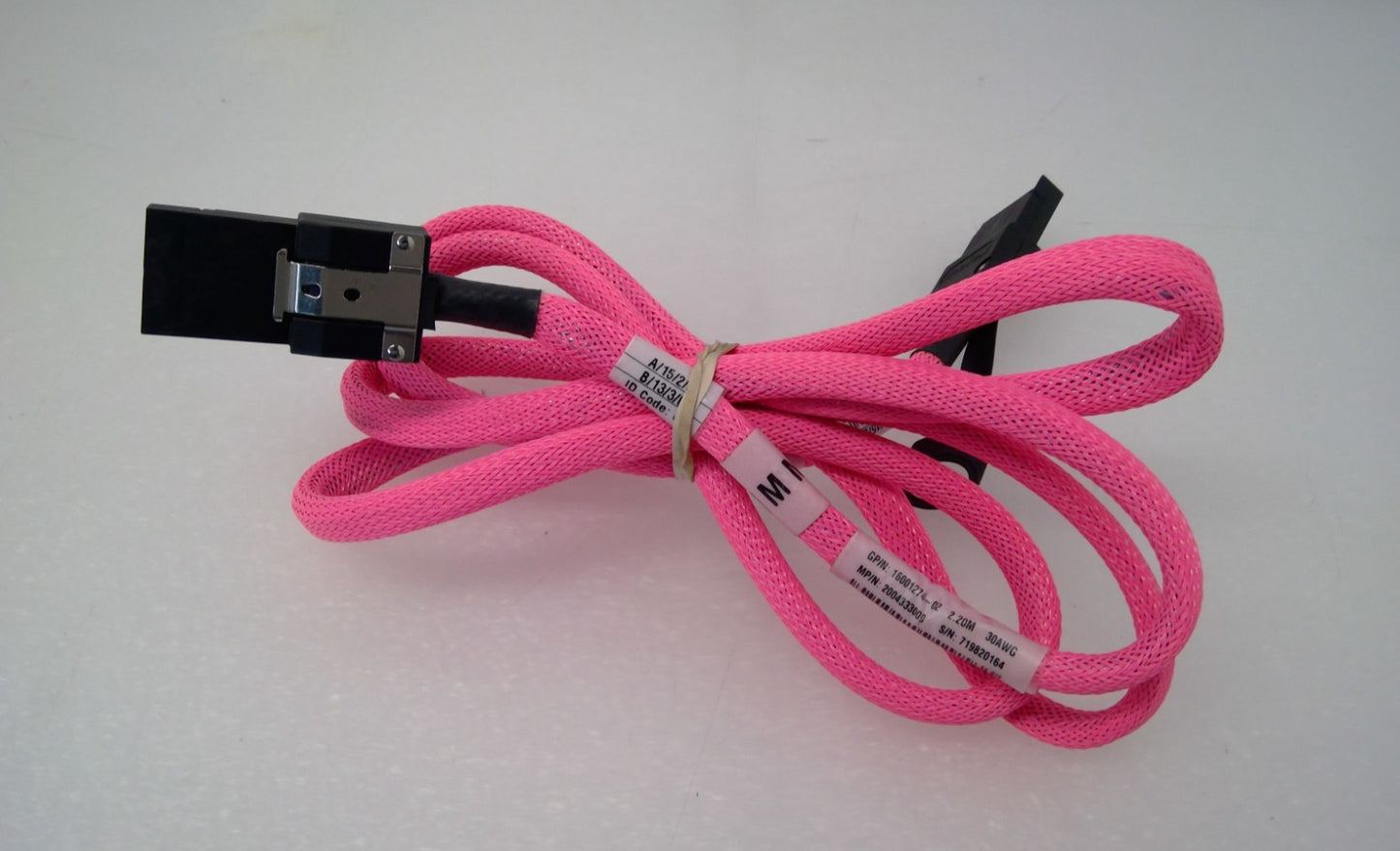 molex 2004333009 SFF-TA-1026 2.2M 30AWG PCle GEN5 Bipass Cable 16001274-02 *Read