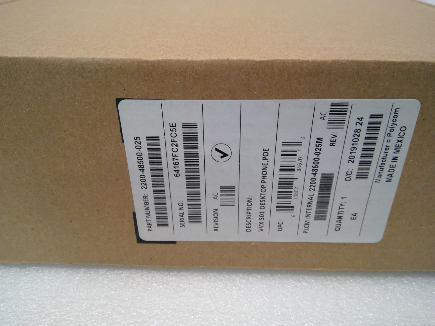 NEW Polycom VVX 501 Desktop Phone POE 2200-48500-025