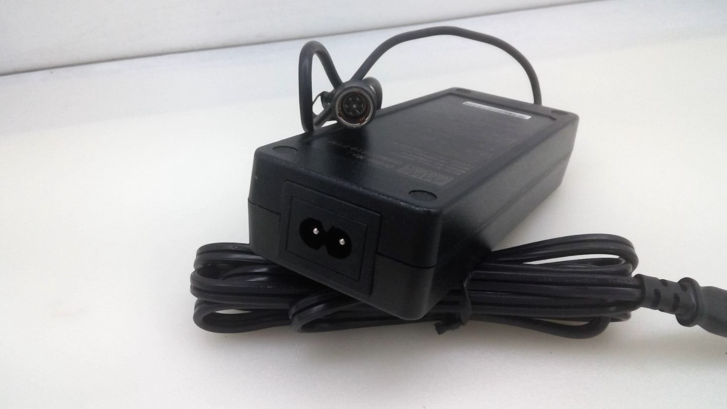 MEANWELL  Power Supplies Adapters GSM90B19-P1M 19V 4.74A 90W 6 Round-hole