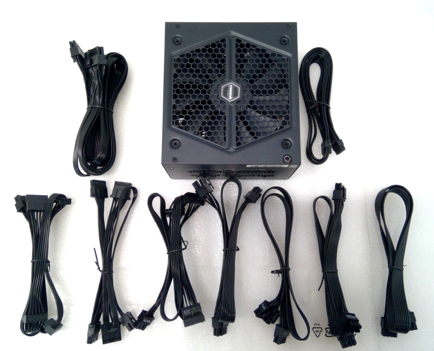 Open box Raidmax RX-1000AE 1000W 80 Plus Gold semi-modular ATX Power Supply