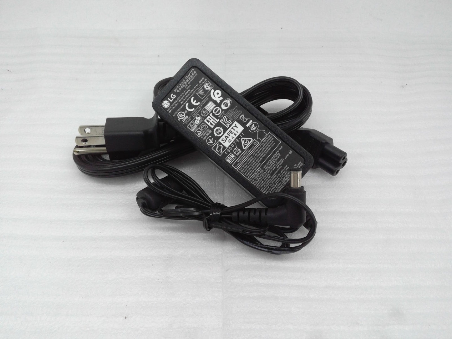 Original LG 24EA430V 24" LED Monitor ADS-25SFA-19-3 19025E AC Adapter&Cord Black