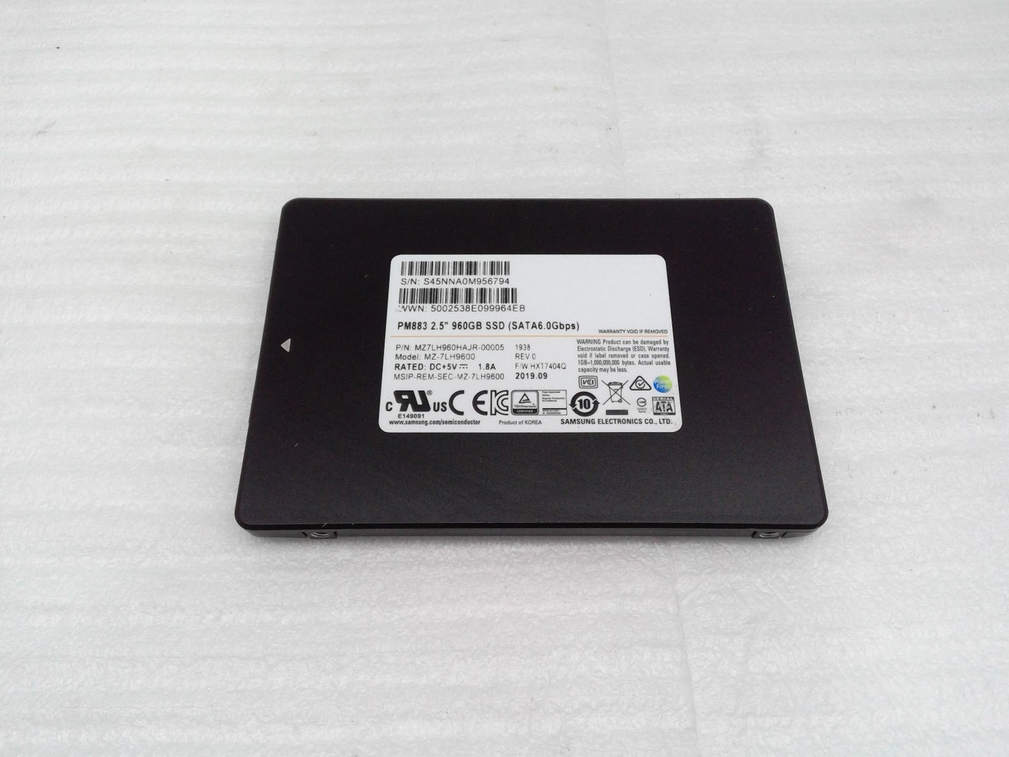 Samsung 960GB PM883 SSD 2.5" MZ-7LH9600 SATA6.0Gbps MZLH960HAJR-00005 SATA III