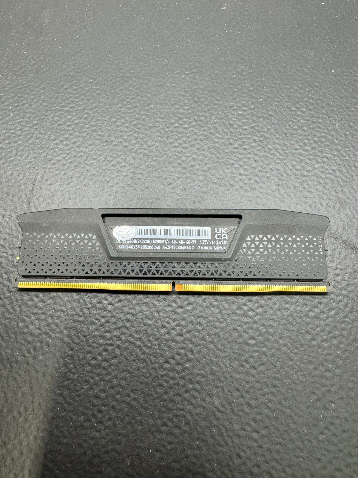 Corsair Vengeance 32GB DDR5 5200MHz Ram Memory CMK64GX5M2B5200C40