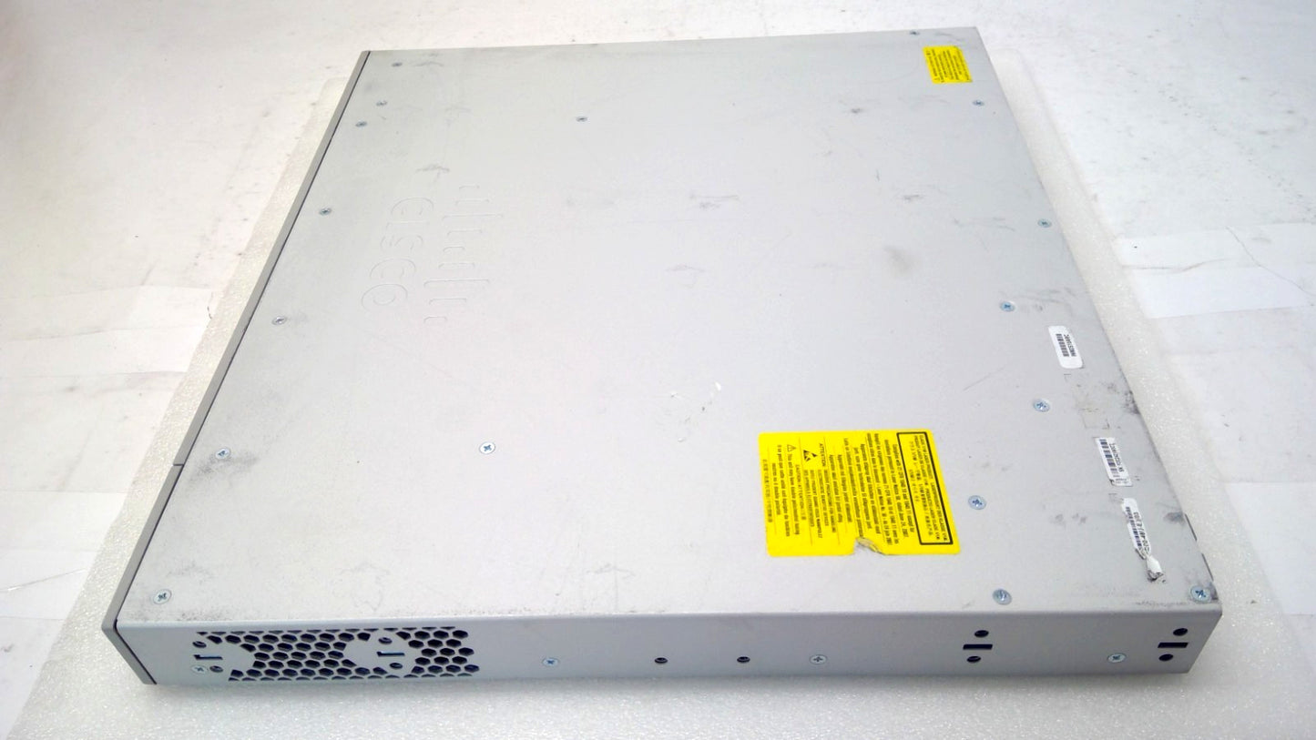 Cisco *C9300-48U-E* Catalyst 9300 48-Port UPOE Switch W/MODULE  *NO PSU NO FANS*