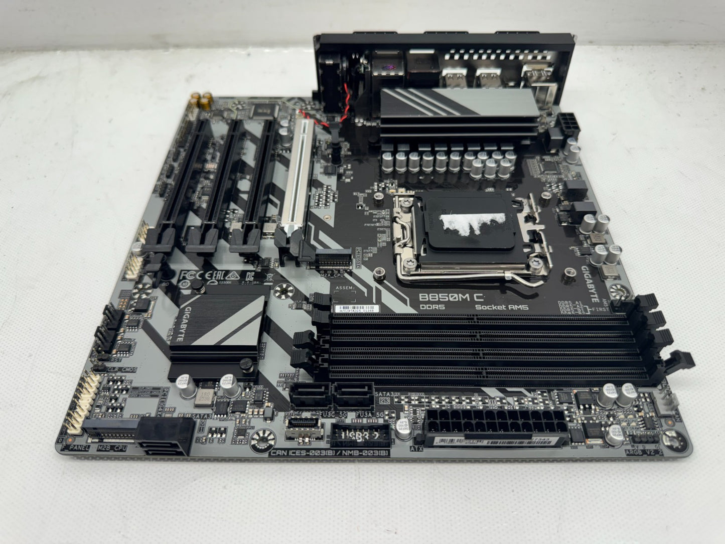 GIGABYTE B850M C AMD AM5 Motherboard mATX PCIe 5.0 x16 slot