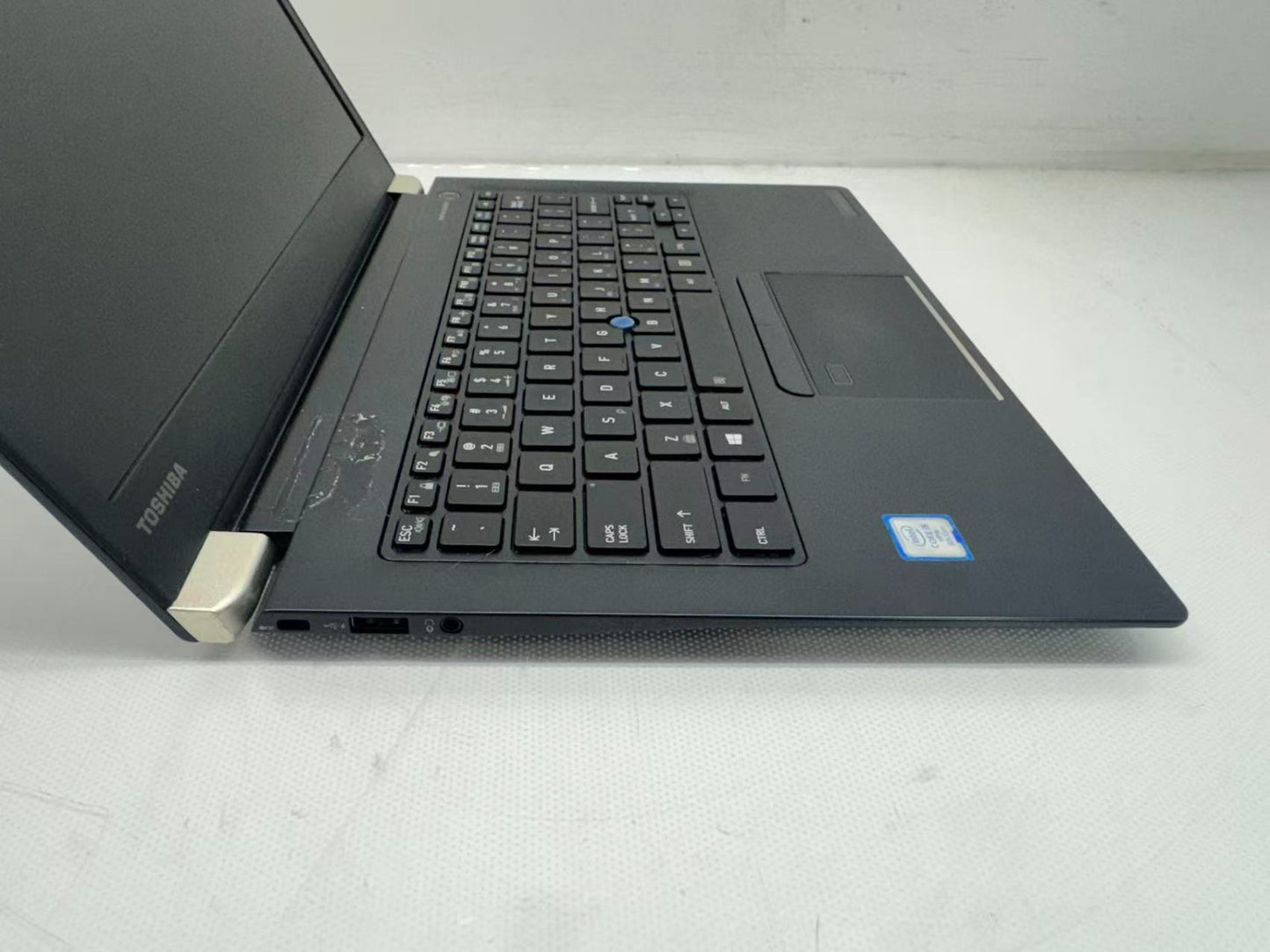 Toshiba Portege X30-E Intel i5-8350U@1.7Ghz 16GB RAM 256 SSD Laptop **Read**