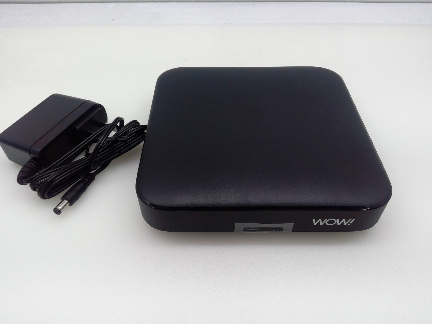 New Technicolor UIW4020WOGW  WOW Set-Top Box  W/ Ac Adapter