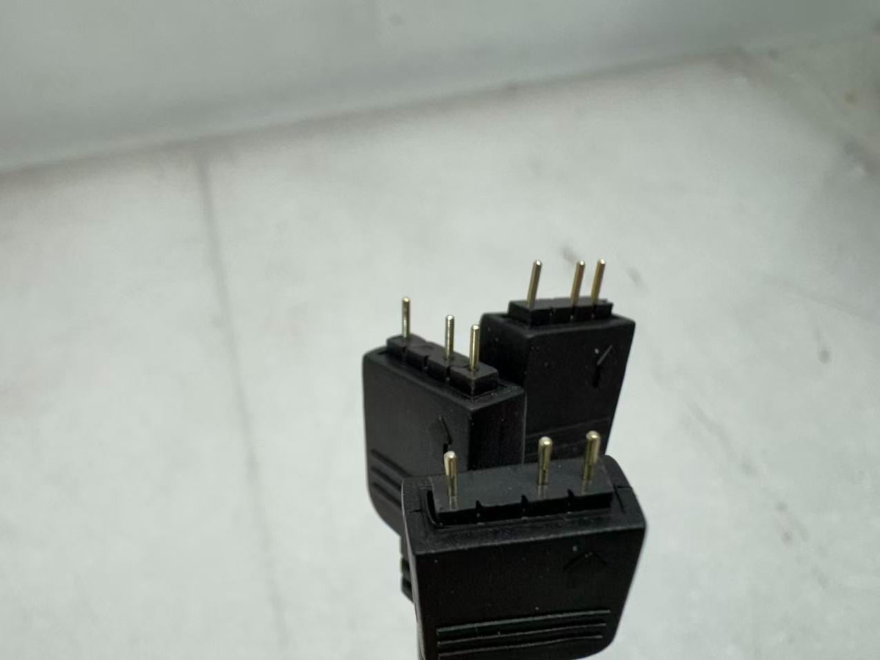 1-to-3 RGB Splitter Cable for 4-Pin Header