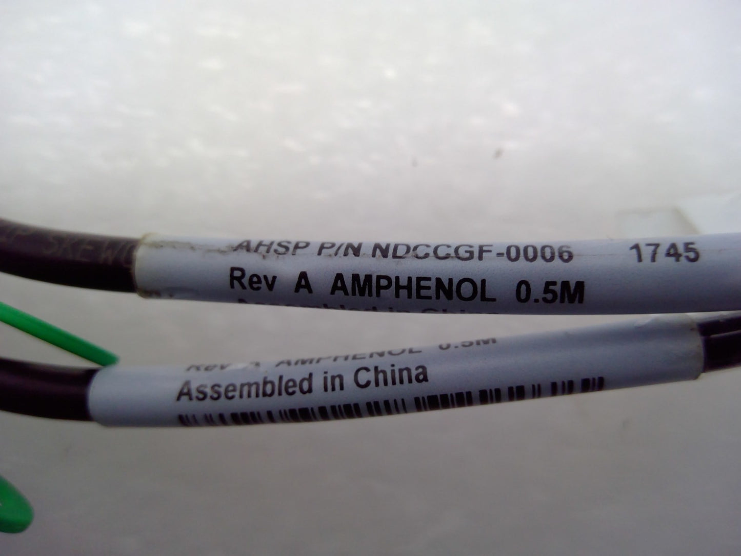 LOT OF 2 Amphenol NDCCGF-0006 SFP28 0.5M Copper Assembly 25G/50G IN/Out 30AWG