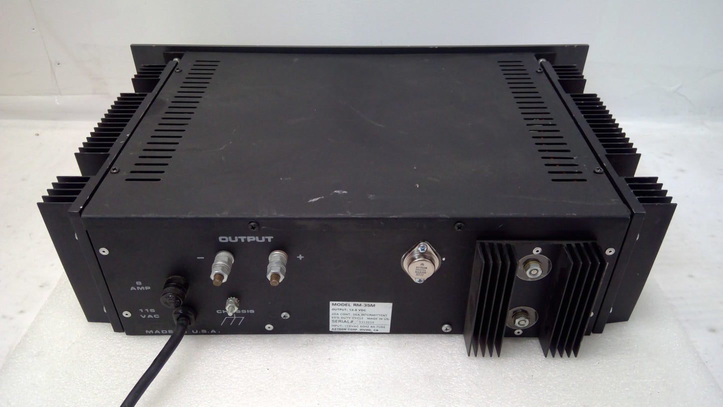 ASTRON RM-35M 13.8 VDC Heavy-duty, rack-mounted linear DC power supply