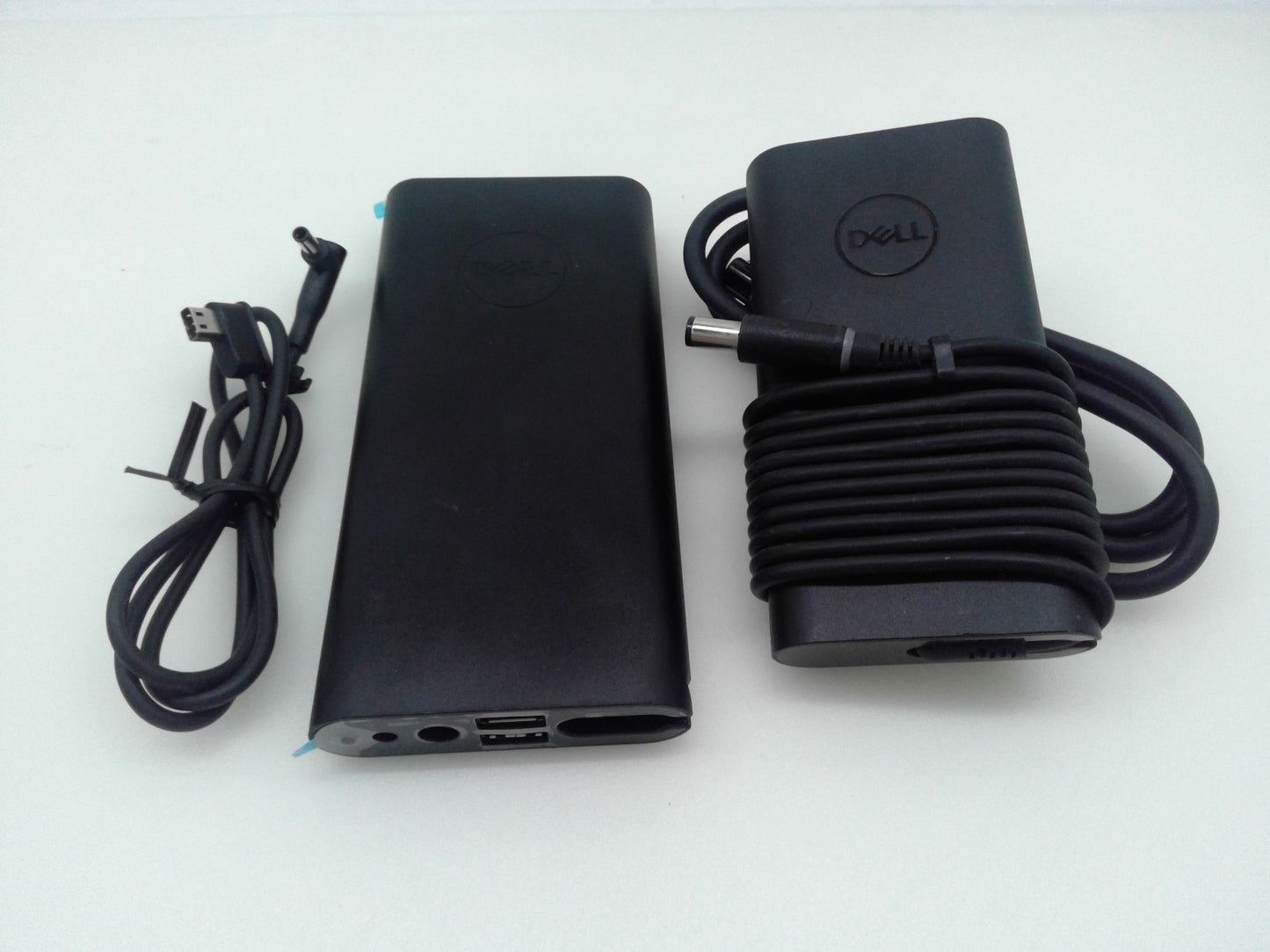 GENUINE Dell Portable Power Companion 6 Cell 18000mAh PW7015L R7CW8