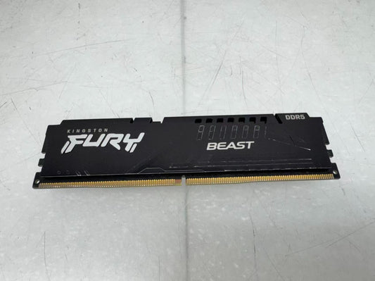 For Parts Kingston Fury Beast Black KF556C40BB-8 8GB 5600MT/s DDR5 "Not Working"