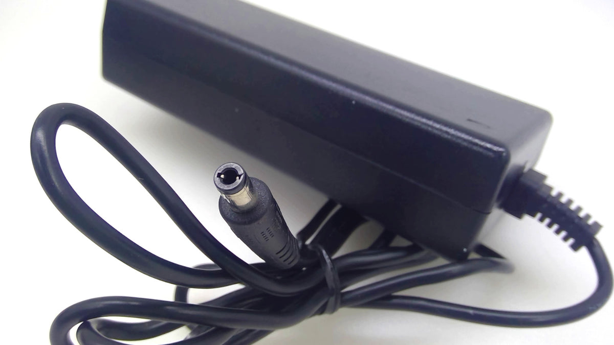 PANFORE P200H5000 100W 20V 5A AC/DC Power Adapter Charger w/ Power Cord