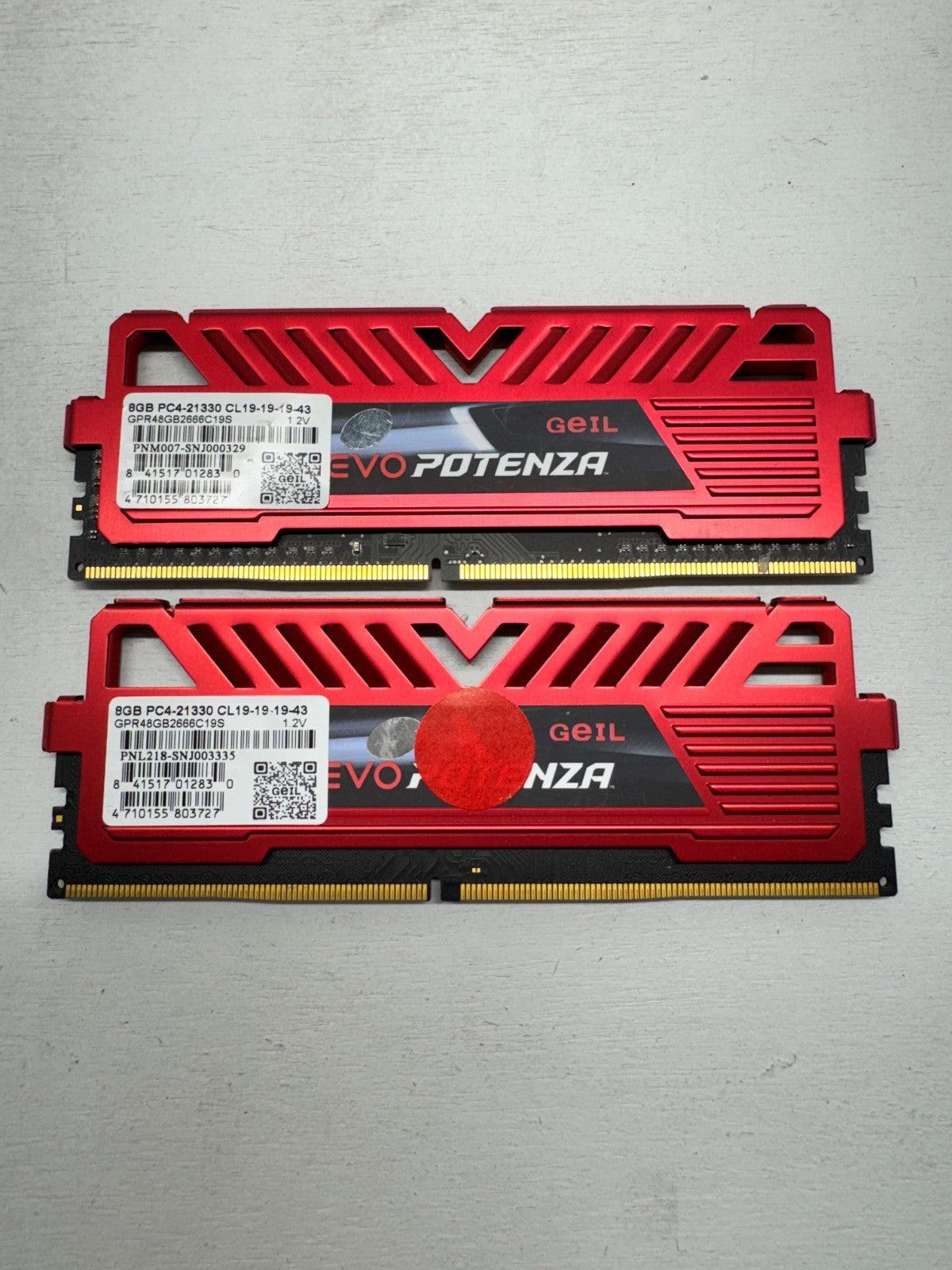 *For Parts* GeIL EVO Potenza 16GB (2x8GB) RAM DDR4 2400MHz GPR48GB2666C19S