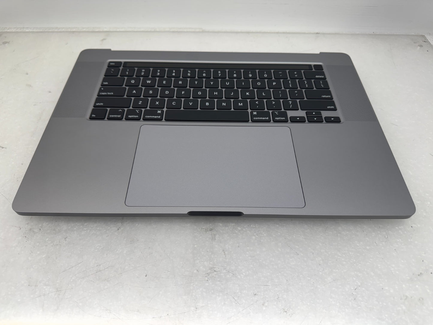 Apple MacBook Pro16” A2141 2018/ 2019 Palmrest Top Case Keyboard Gray w/ Battery