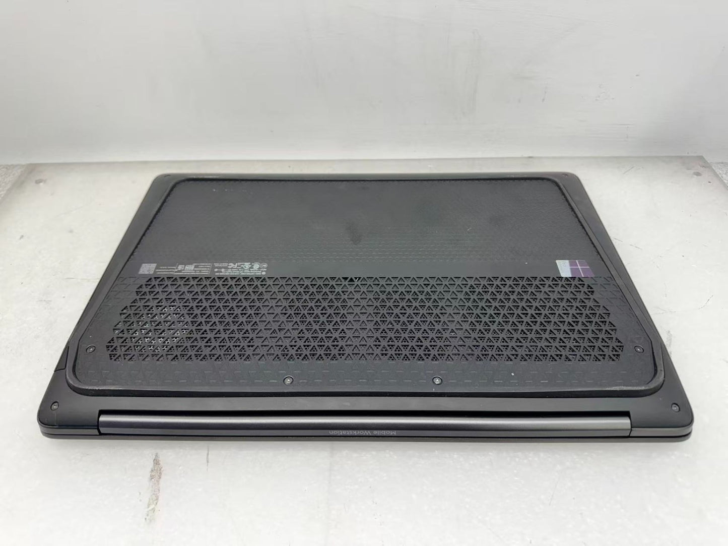 HP ZBook Studio G3 Laptop Intel i7-6820HQ@2.7GHz 32GB 512GB M1000M  *READ*