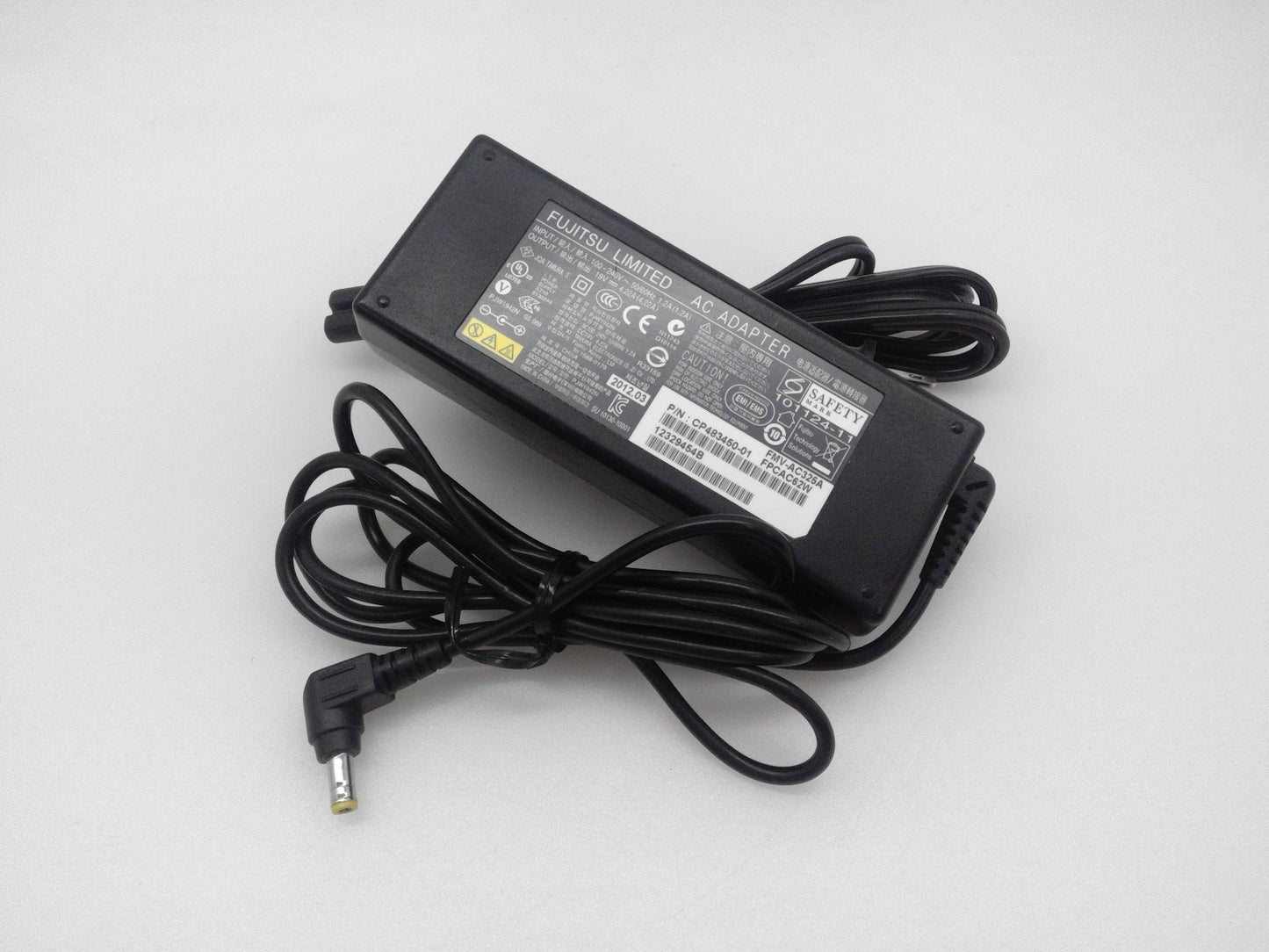 Genuine Fujitsu PJW1942N Laptop AC Adapter Power Supply 19V 4.22A FMV-AC325A