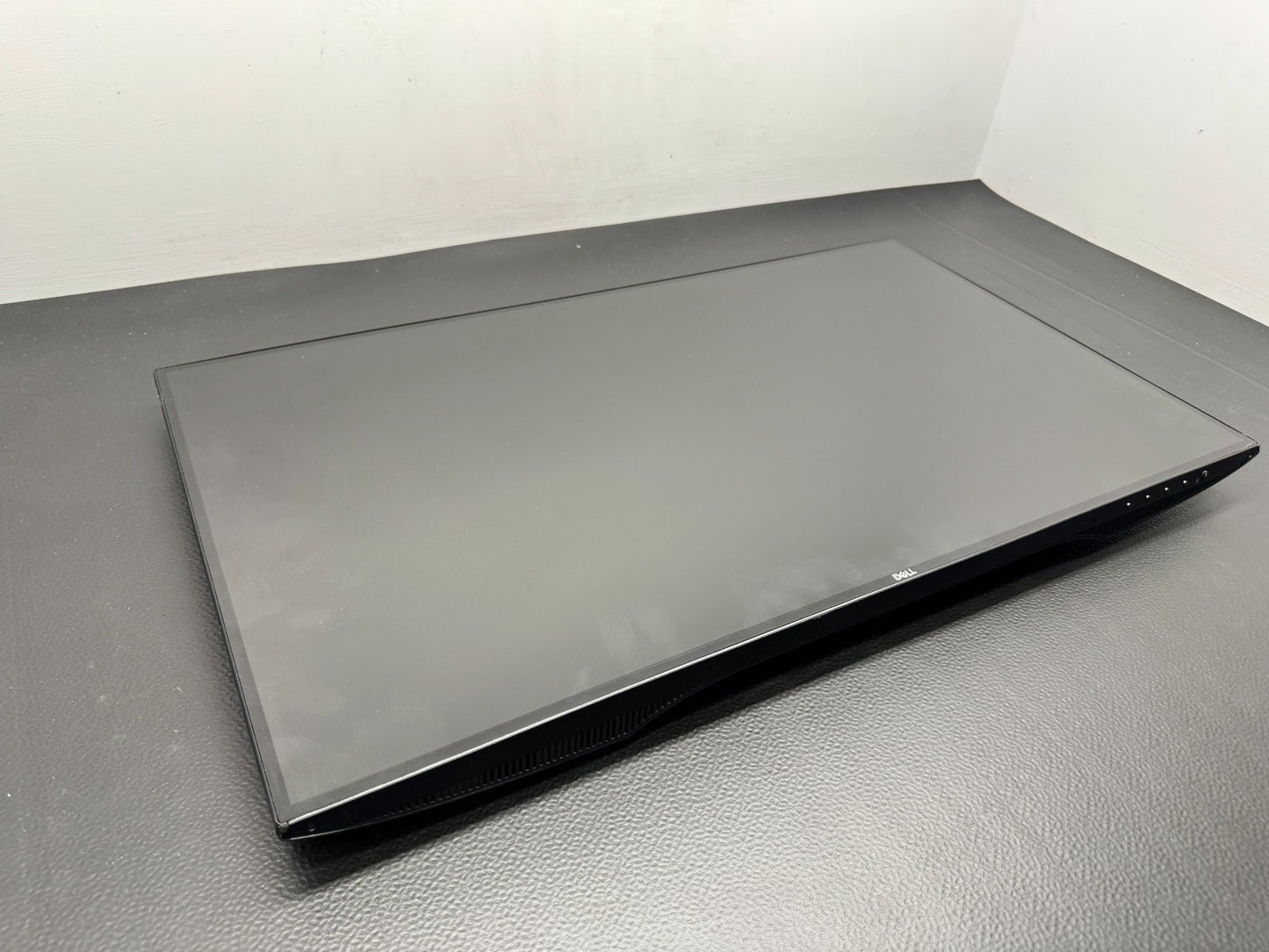 Dell U2719DC 27" 2560 x 1440 Monitor, HDMI USB-C DisplayPort ,No Stand *READ*
