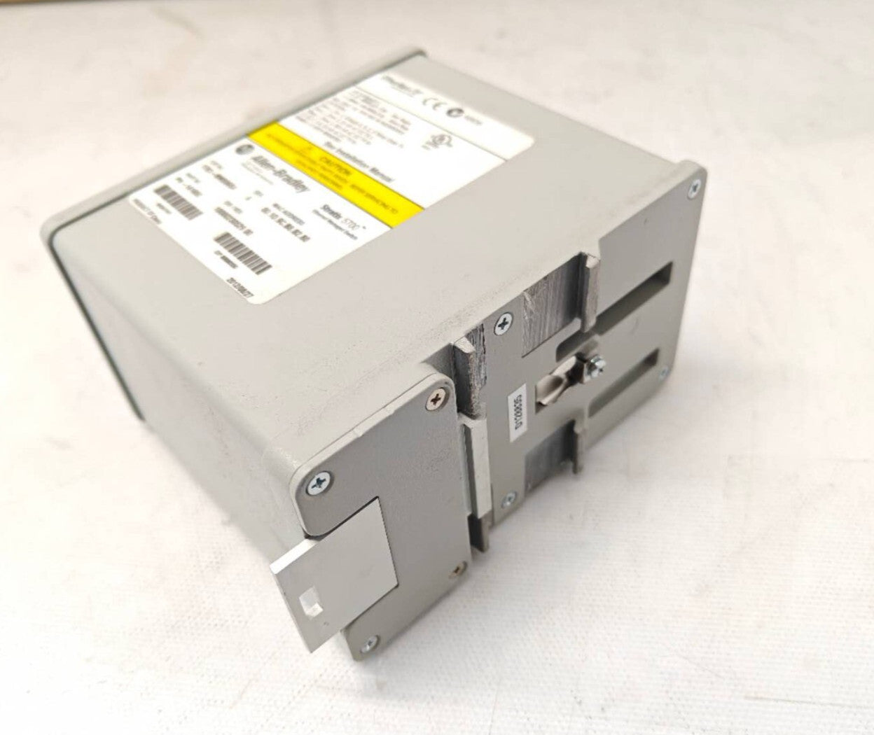 Allen-Bradley Stratix 5700 6-Port Ethernet Managed Switch 1783-BMS06SA Series