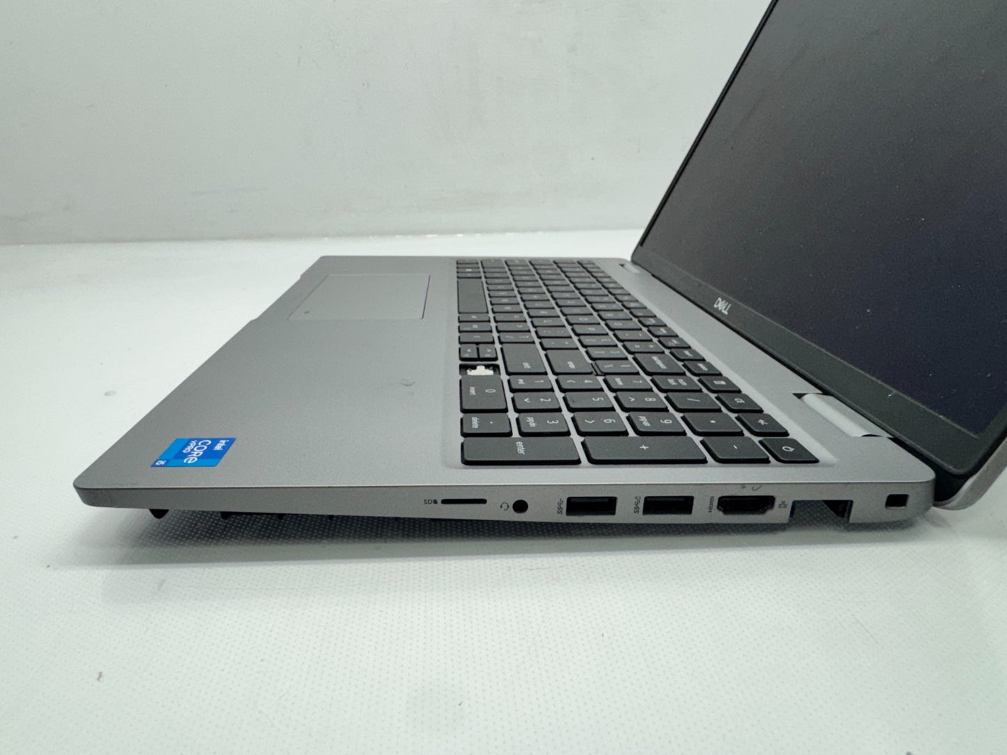 Dell Latitude 5521 Touch i5-11500H@2.9GHz 16GB 256GB W/AC Windows 11 *READ*