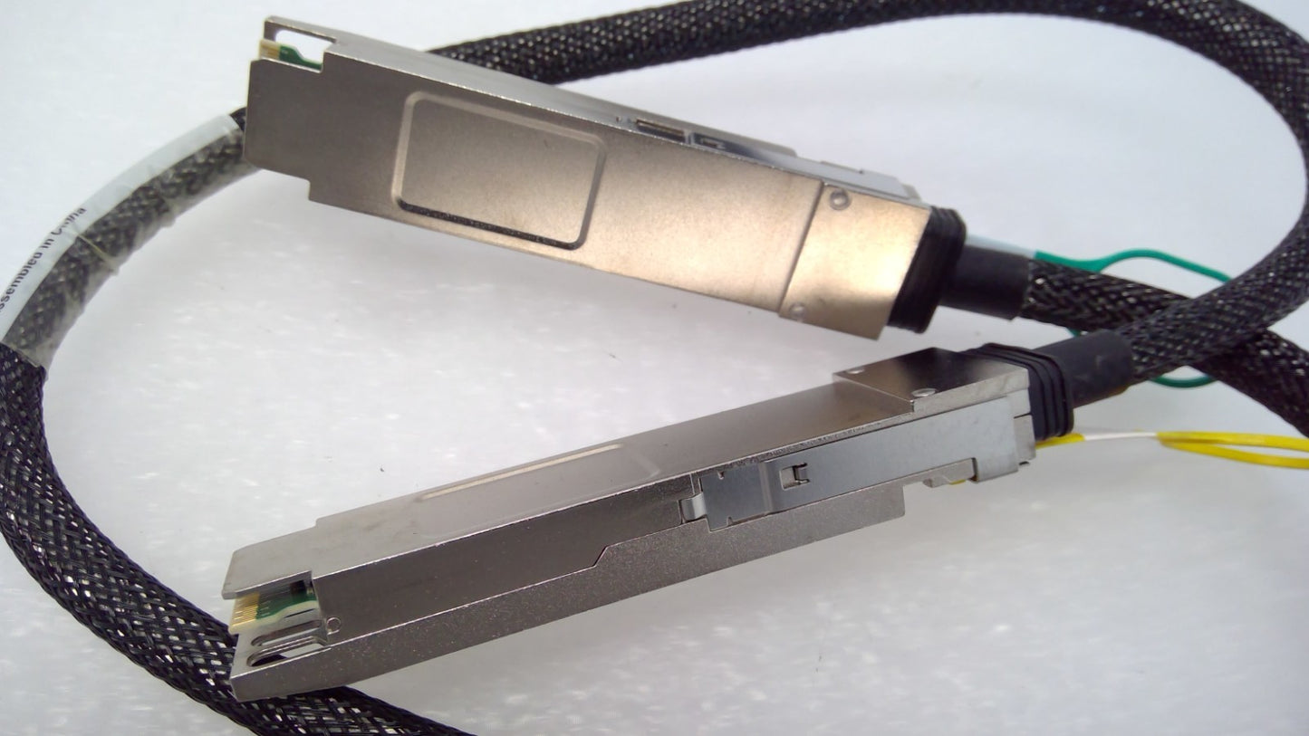 Amphenol NJPPER-G610-01 400G QSFP-DD DAC Cable 0.89M(2.92FT) 30AWG 1133371-01