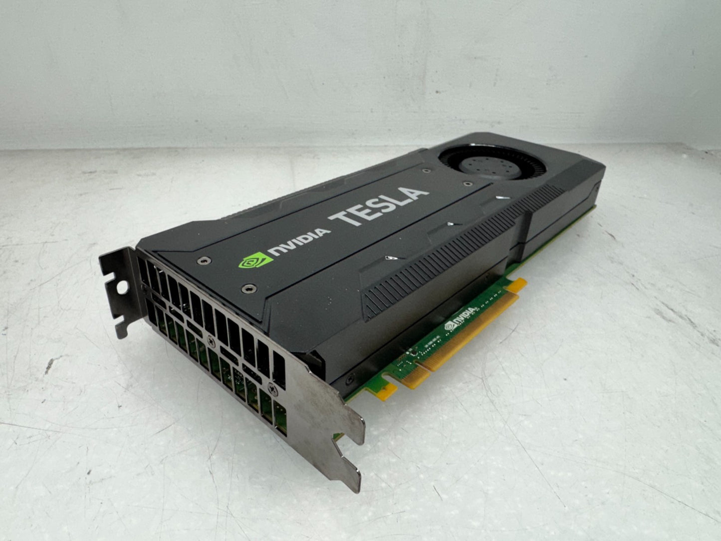 NVIDIA Tesla K40 12GB ‎DDR5 SDRAM Graphic Card 669-22081-0206-201