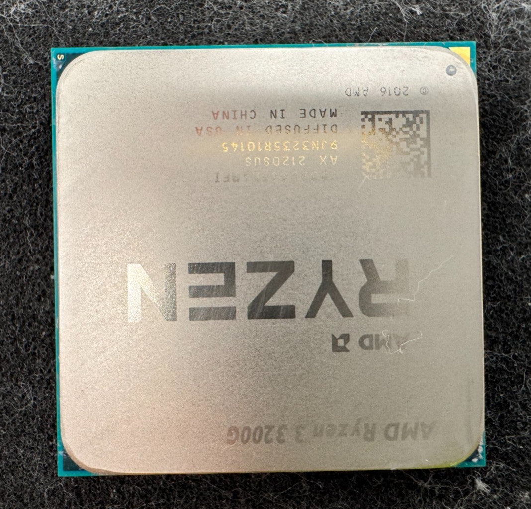 AMD Ryzen 3 Pro 3200G Desktop Processor 3.6GHz,4-Core,4-Thread Socket AM4 Tested