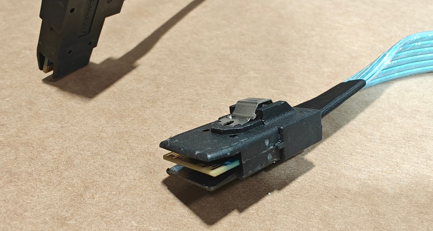 HPE 869669-001 2 SFF SAS/SATA Backplane Cable to P816i-a Smart Array Controller