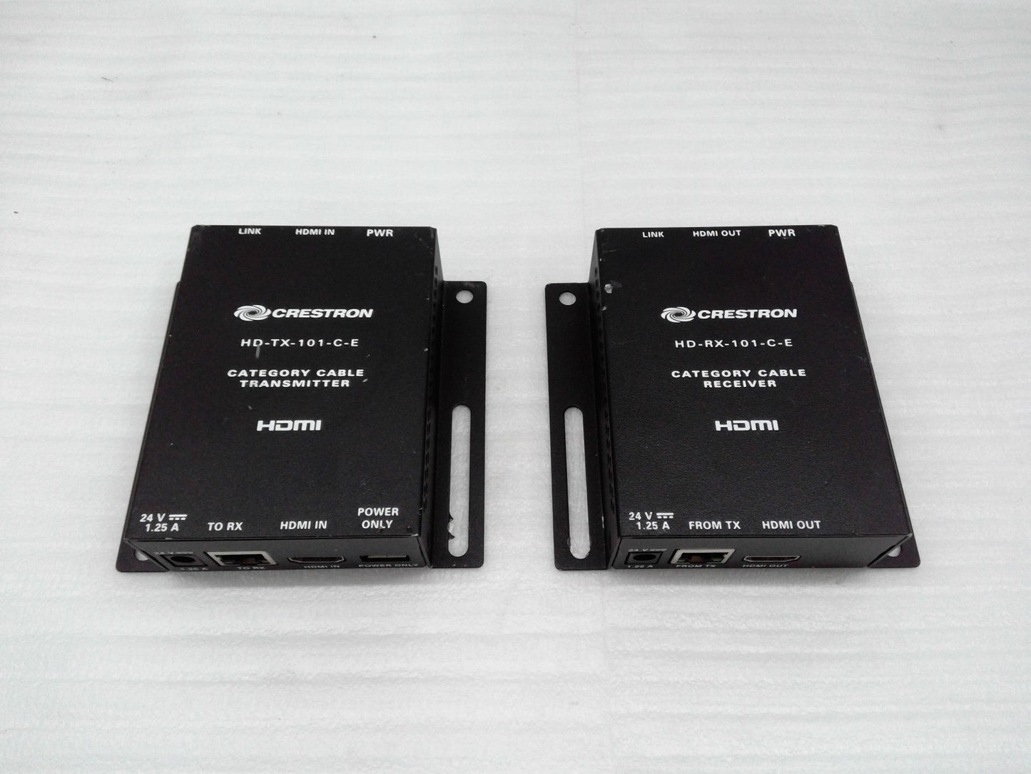 Set of Crestron HD-TX-101-C-E and HD-RX-101-C-E HDMI Transmitter/Receiver