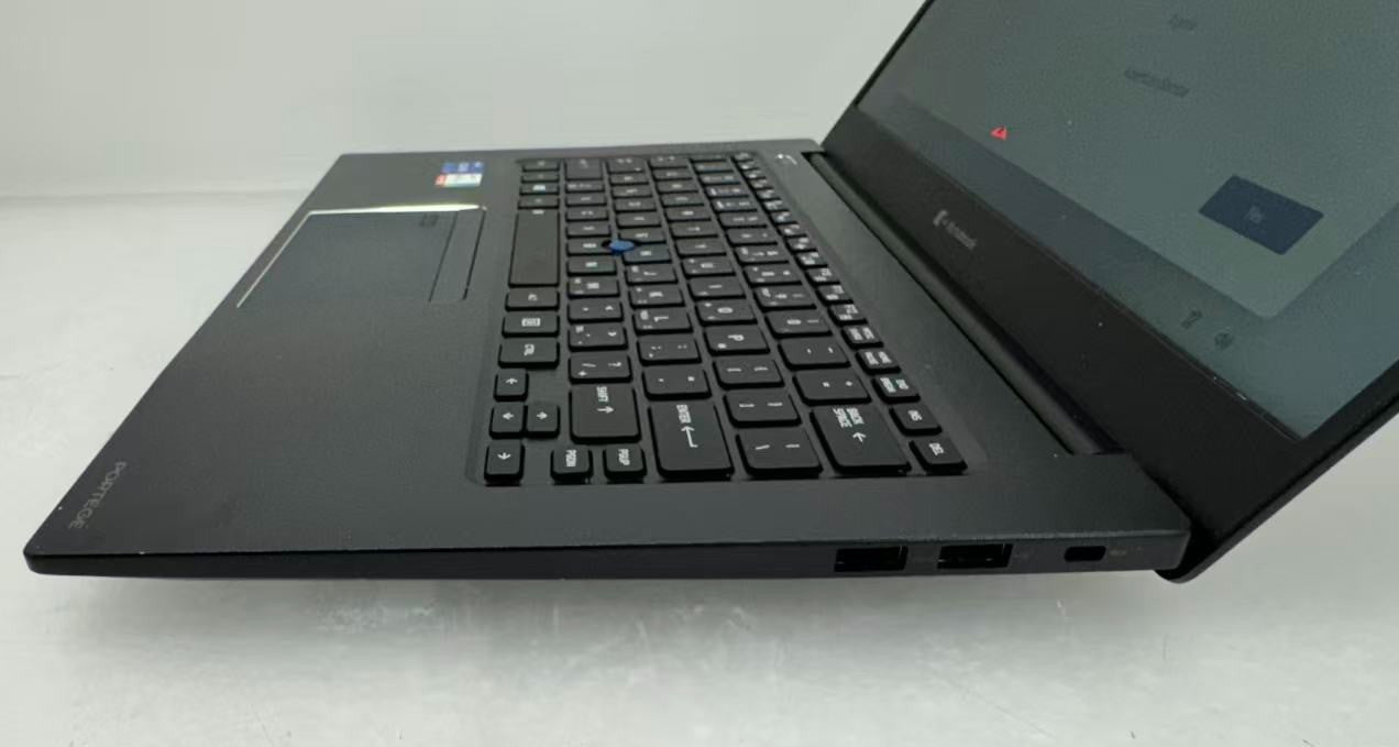 Toshiba Portege X40-J 14" Laptop i7-1165G7@2.8GHz 32GB RAM 512GB SSD  *Read*