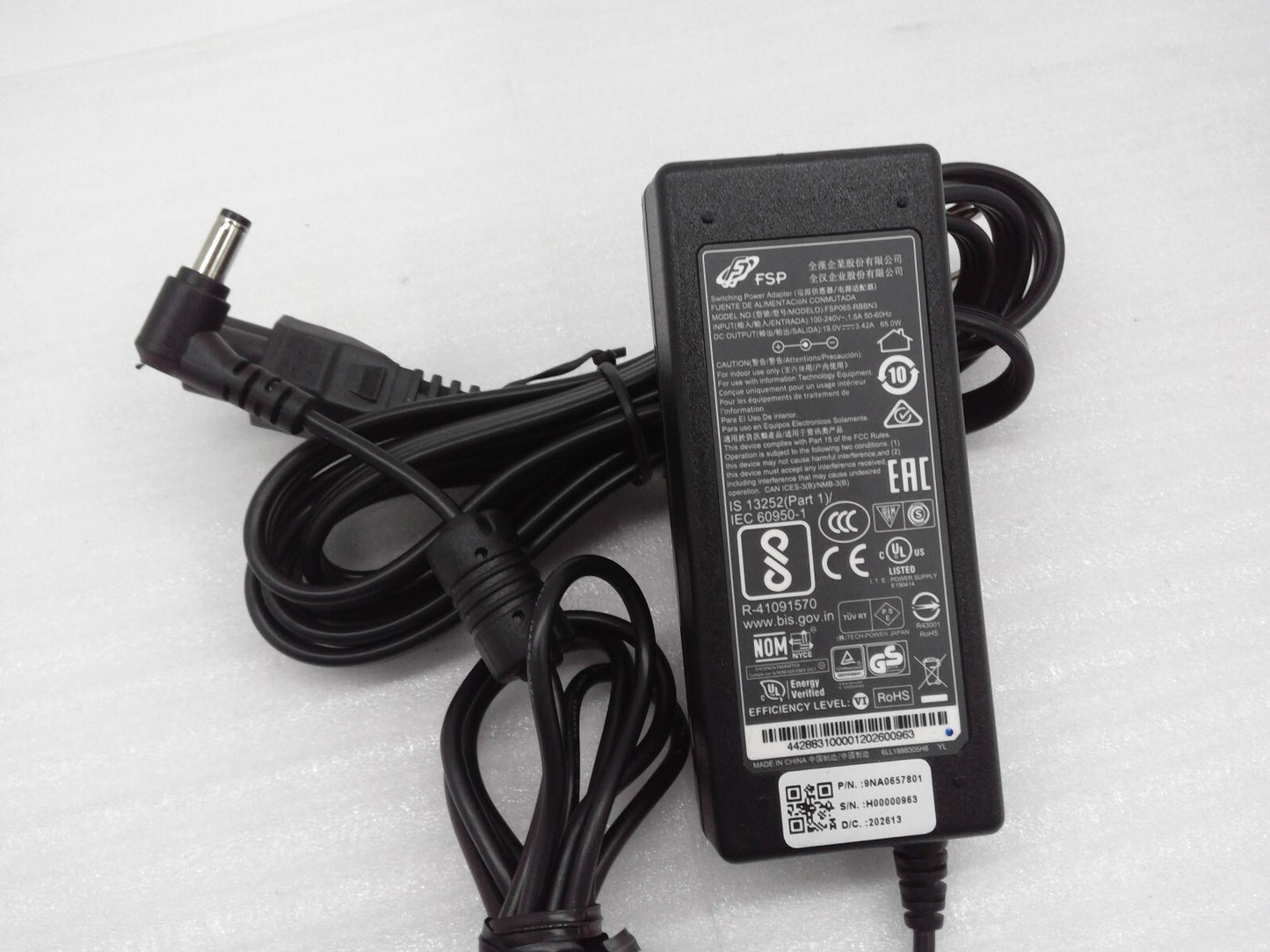 Original OEM  FSP FSP065-RBBN3 AC Adapter Power Supply 65W 19V 3.42A  5.5*2.5mm