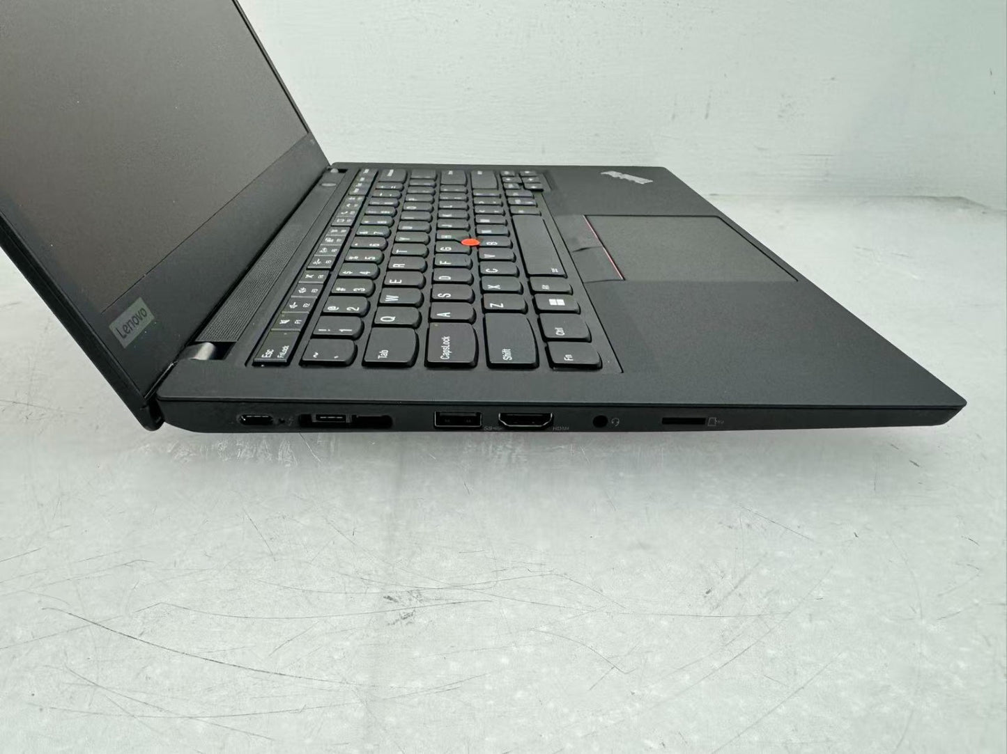 Thinkpad T14 Gen 1 1366 x 768 Intel i5-10310U@1.70Ghz 16GB 256G Win11 65W/AC