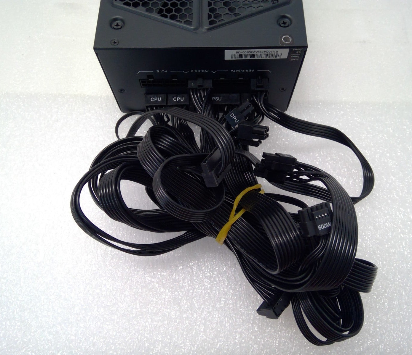 Raidmax RX-1000AE 1000W 80 Plus Gold semi-modular ATX Power Supply