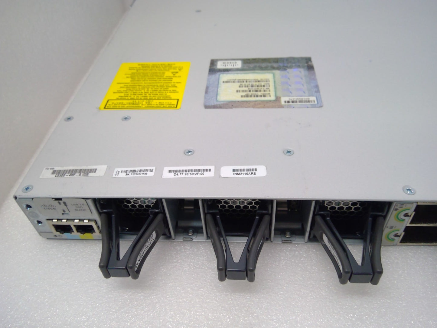 Cisco C9200-48P-A 48-Port PoE+ Ethernet Network Switch W/MODULE W/PSU *READ*